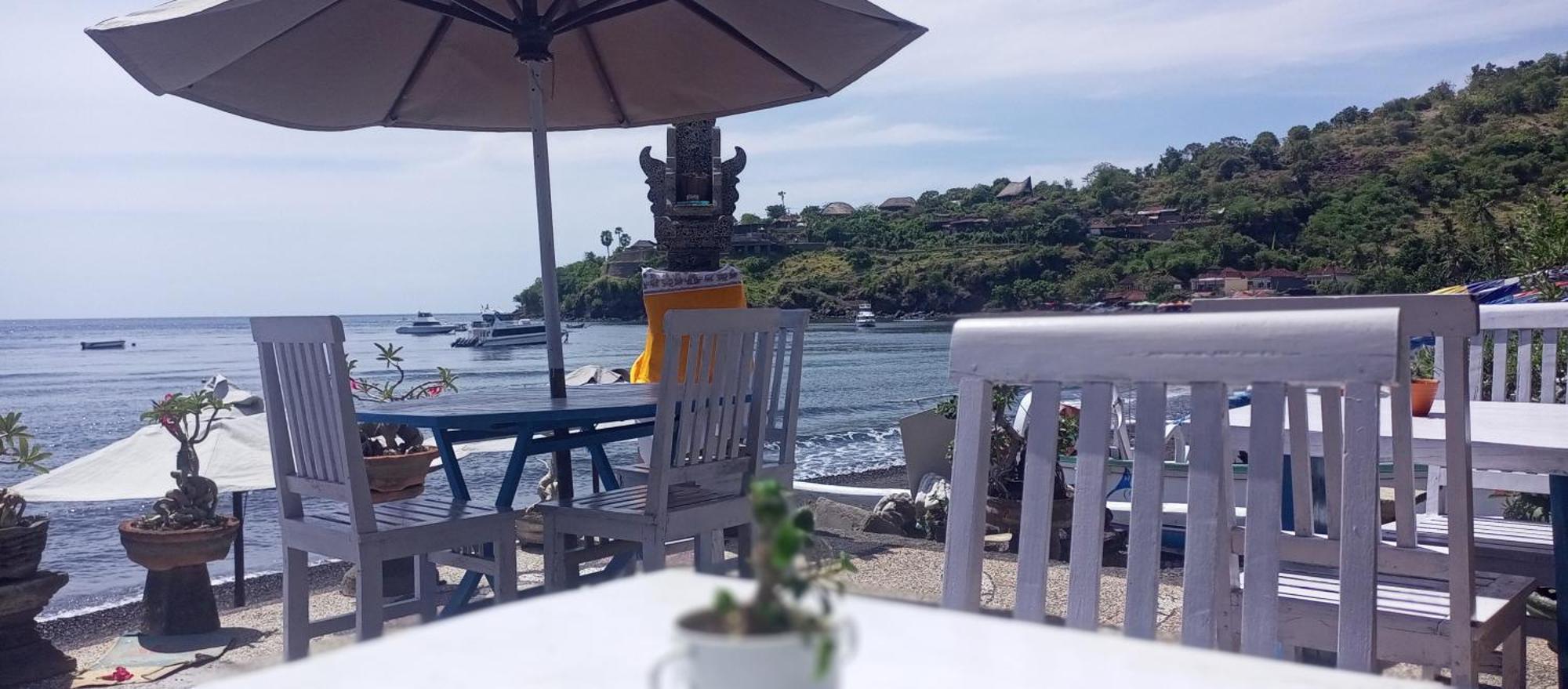 Sunrise Cafe Bungalows Amed Quarto foto
